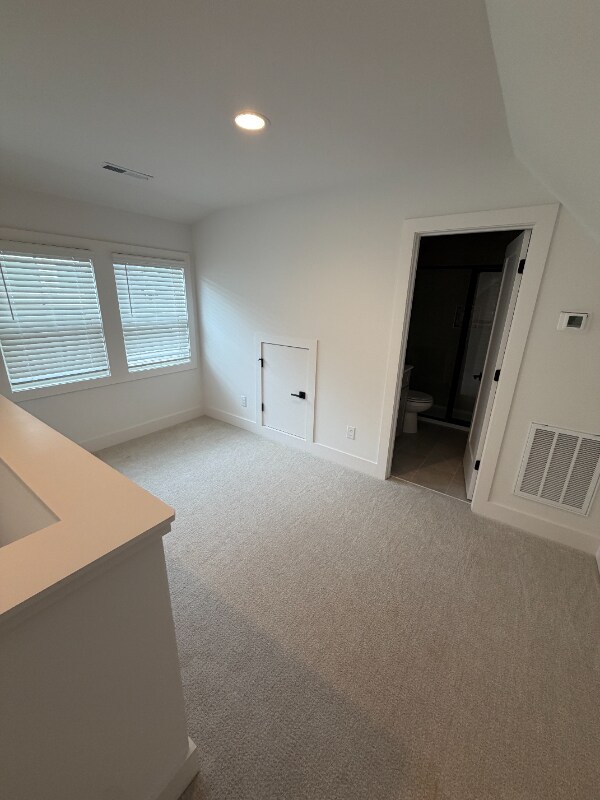 Building Photo - 5045 Lundy Dr