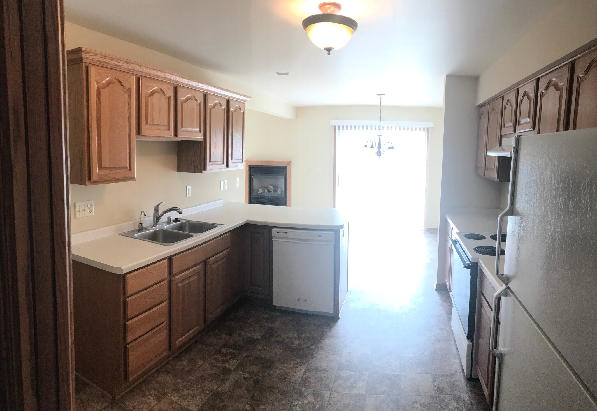 Building Photo - 1135 Ellys Way