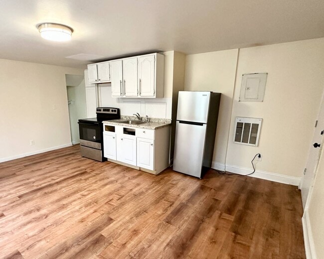 Building Photo - 199 New Scotland Ave