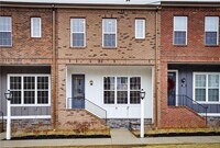 Building Photo - 4022 Cottage Wy