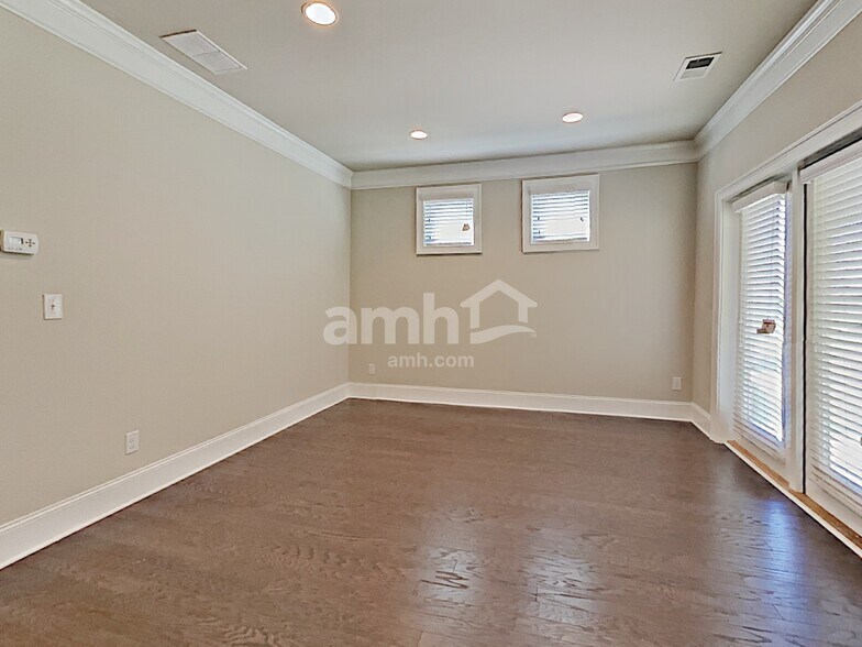 Building Photo - 3976 Woodoats Cir