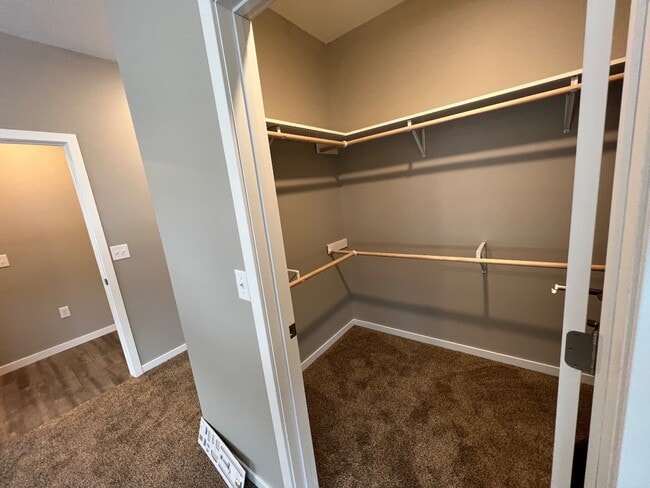 Building Photo - 4440 - 4450 S 26th St