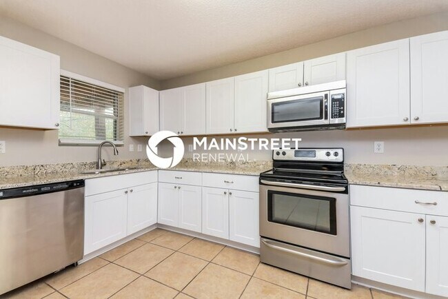 Building Photo - 4 Bedroom Pet-Friendly Home in Rockwall, TX with Main Street Renewal