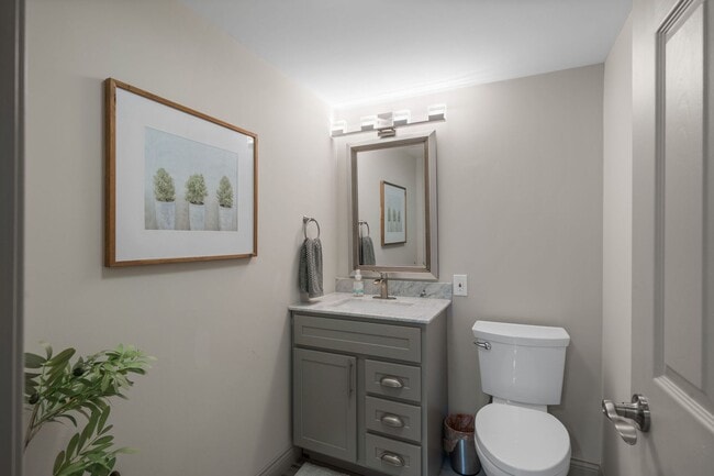 Building Photo - 12122 Royal Valley Dr