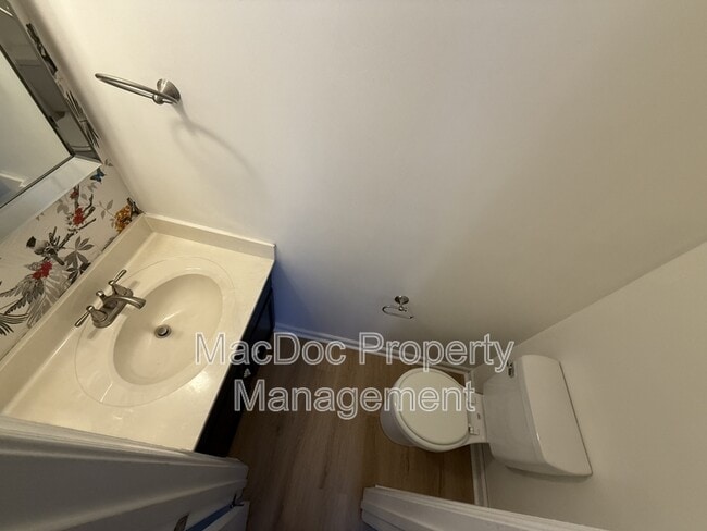 Building Photo - 10500 Boxmeer Ct