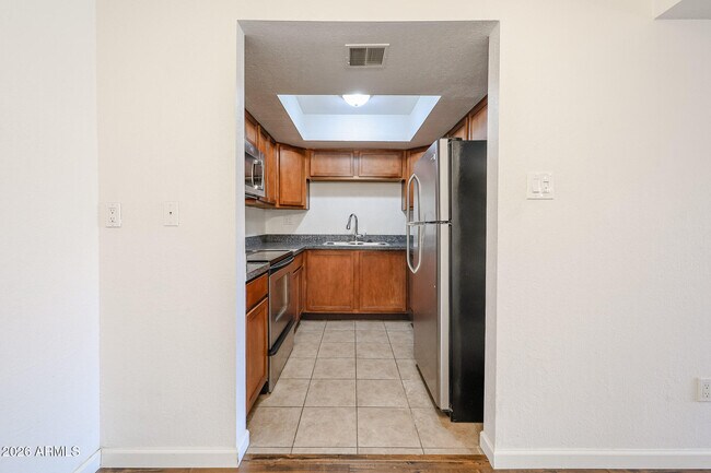 Building Photo - 8250 E Arabian Trail