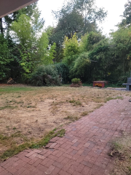 Building Photo - 7417 170th Ave NE