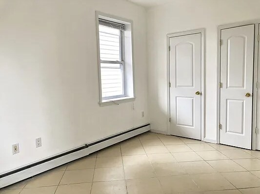 Building Photo - 503 Beverley Rd