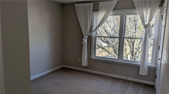 Building Photo - 2237 Traywick Chase