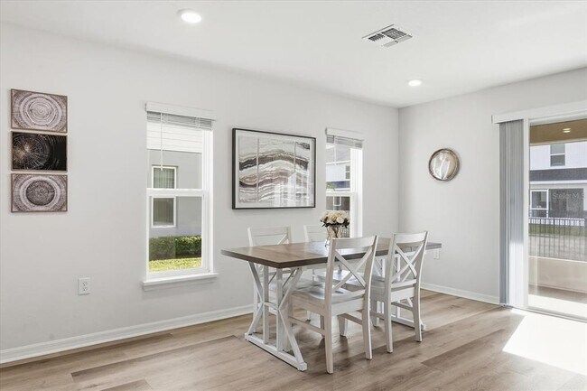 Building Photo - 2731 Idyll Lks Cir