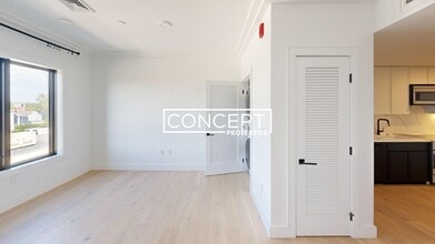 Building Photo - 50A Leo M Birmingham Pkwy. Unit 405C