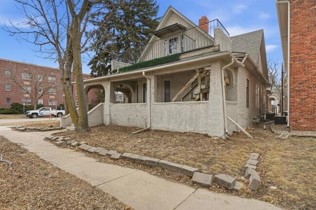 Building Photo - 1345 E St