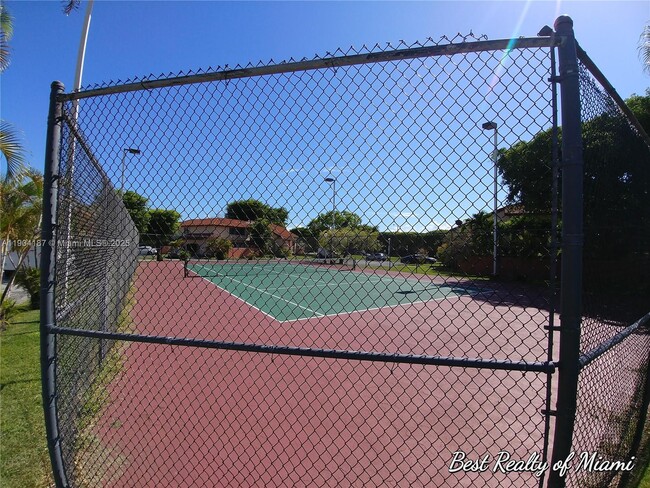 Building Photo - 9905 NW 9th St Cir