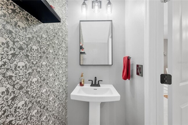 Building Photo - 11779 Glenside Ter