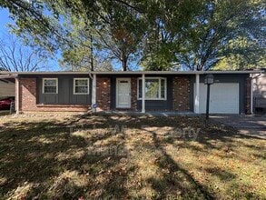 Building Photo - 11923 San Andres Dr