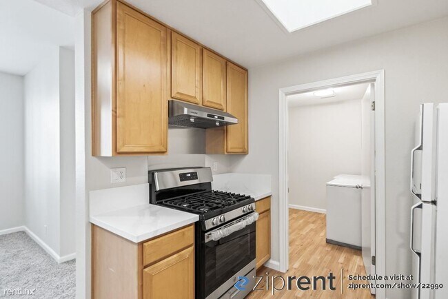 Building Photo - 3 br, 2 bath Condo - 609 Arcadia Terrace, ...