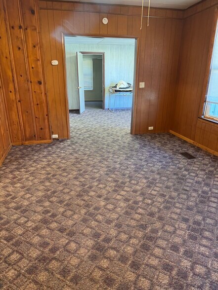 Building Photo - 2702 Plum St