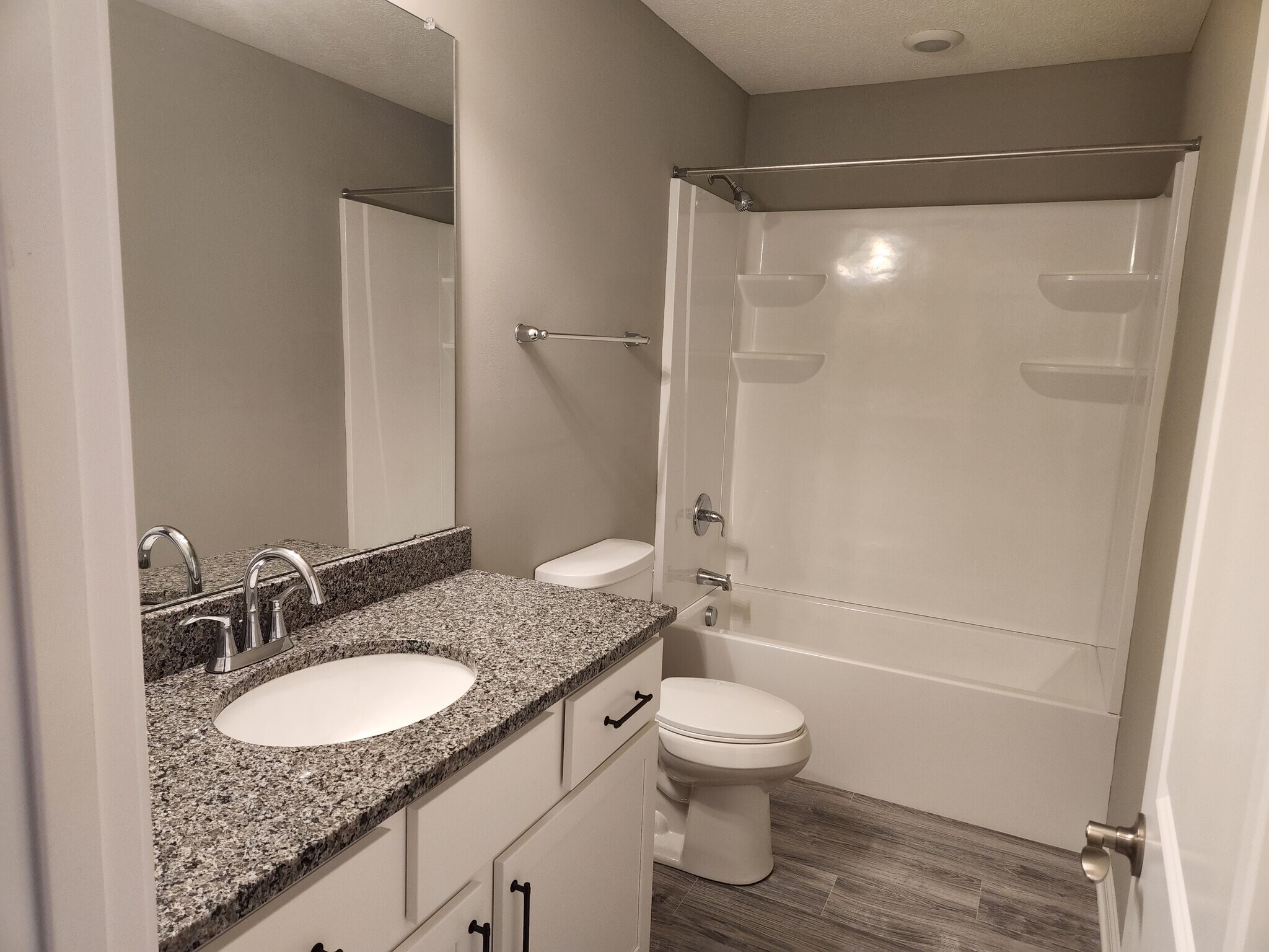 Building Photo - 333 Maddalena Ln