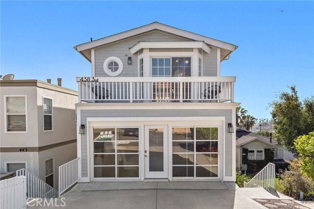 Building Photo - 438 3rd St