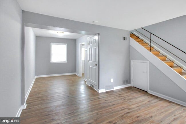 Building Photo - 2580 Iverson St