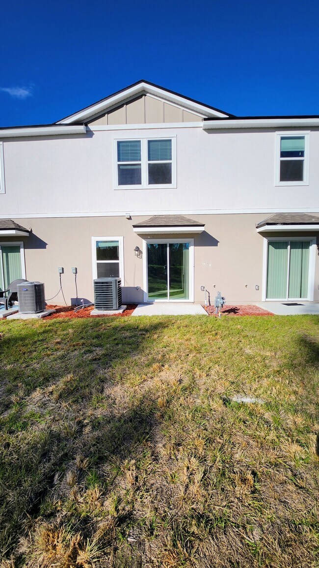 Building Photo - 365 Coastline Wy