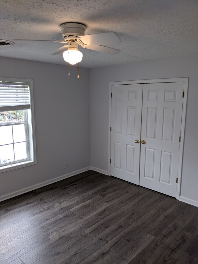 Building Photo - 1543 Clendenen Rd