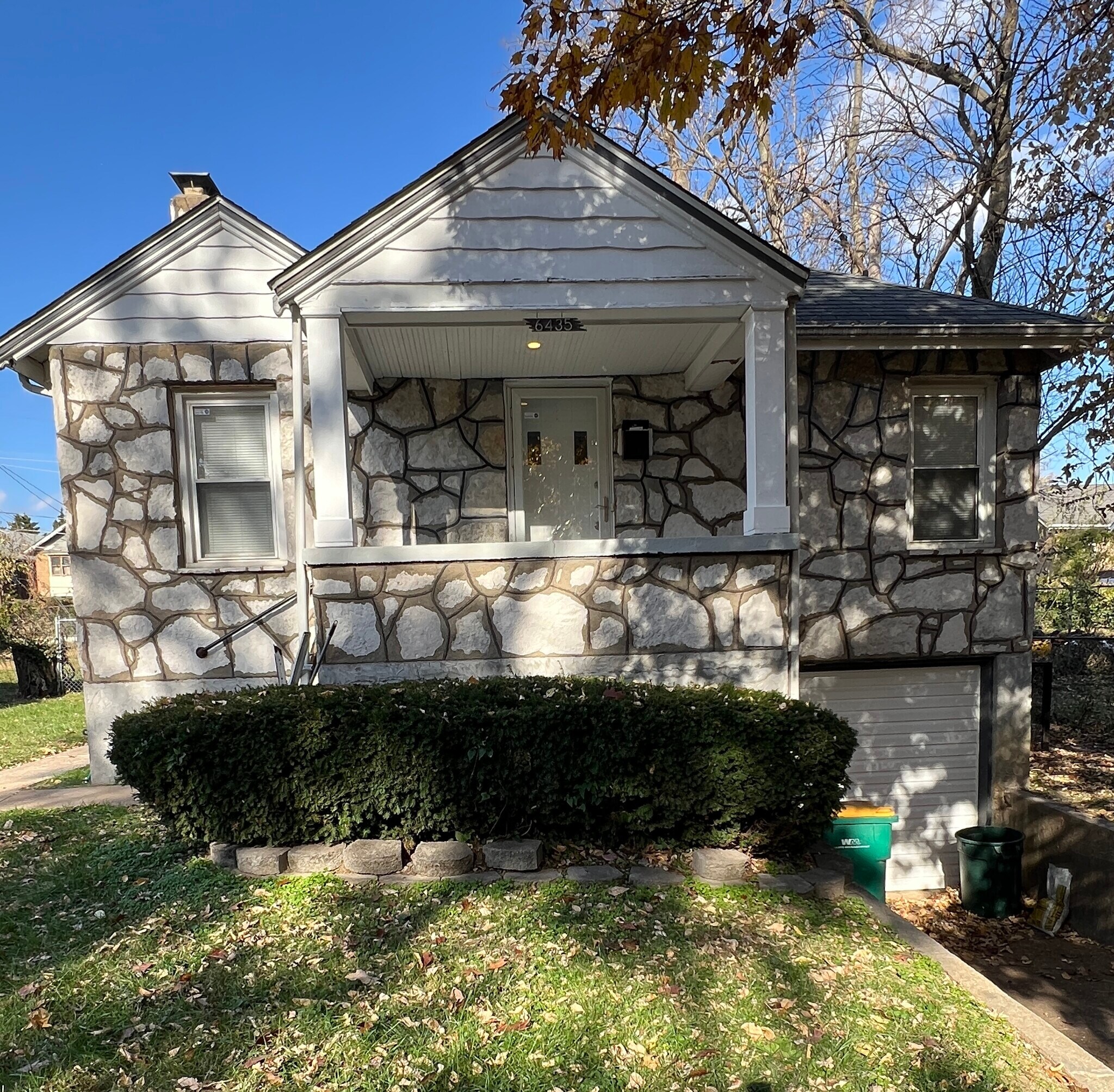 Building Photo - 6435 Myron Ave