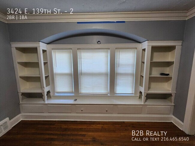 Building Photo - 3424 E 139th St