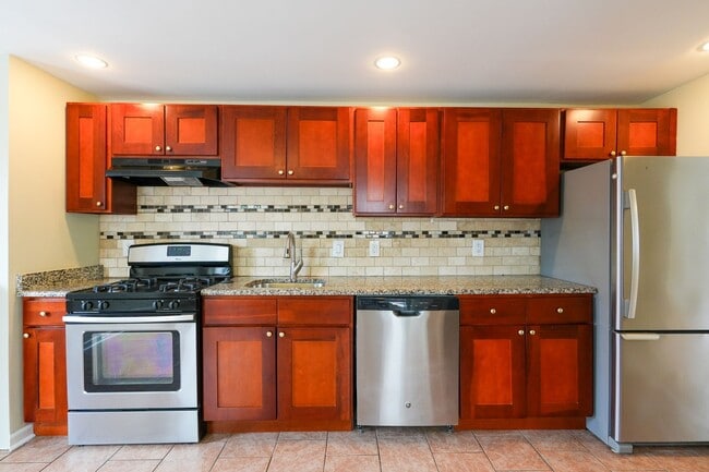 Building Photo - Passyunk Area great one bed with patio