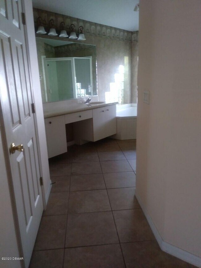 Building Photo - 6517 Shahab Ln