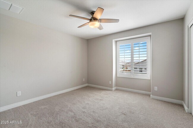 Building Photo - 25509 N 140th Dr