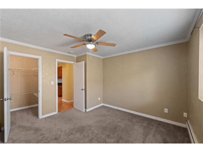 Building Photo - 3120 Hennepin Ave S