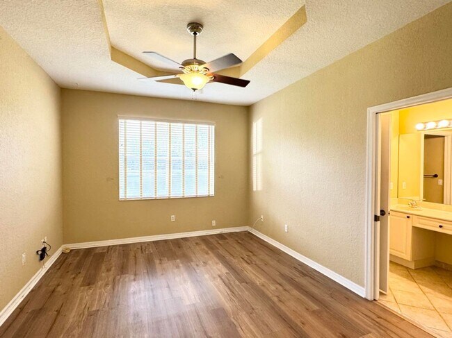 Building Photo - 8654 Lineyard Cay