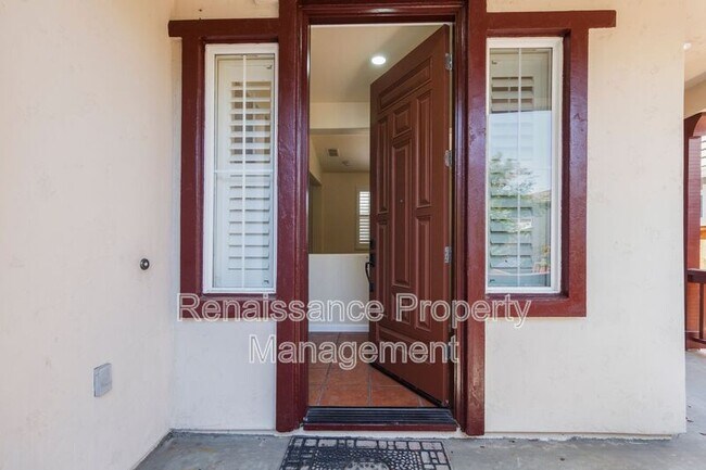 Building Photo - 785 Ellerbrook St