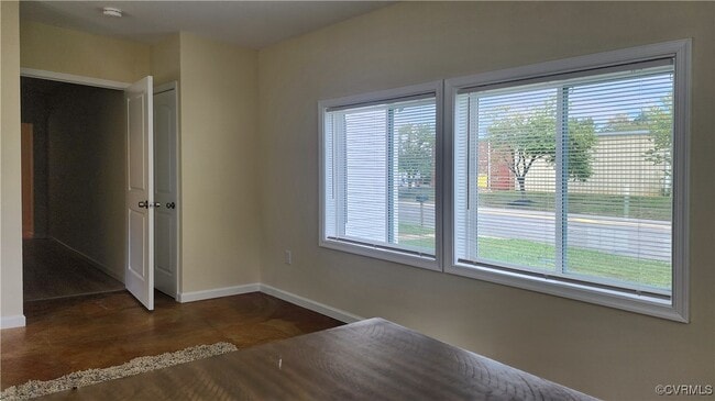 Building Photo - 629 Mineral Ave