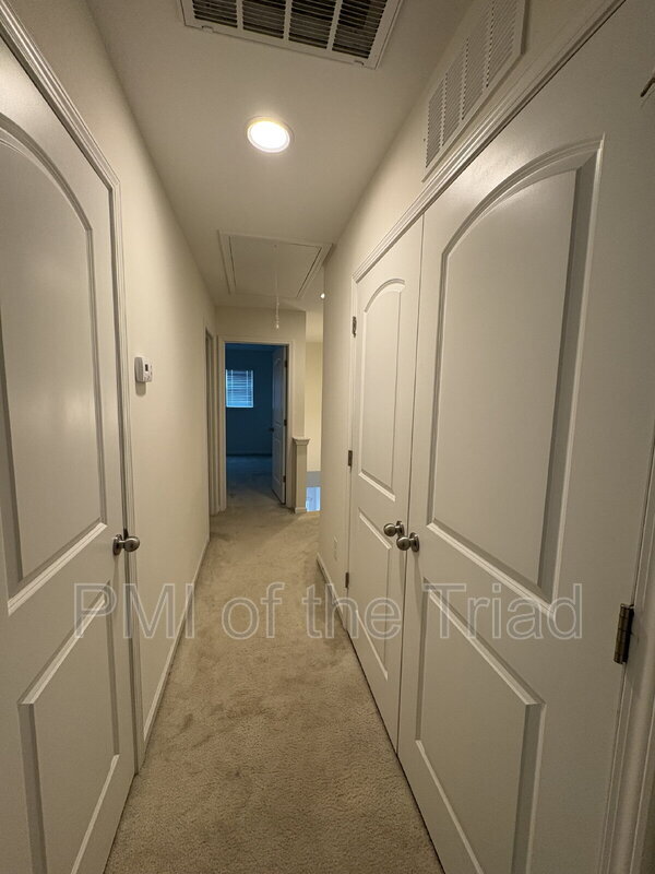 Building Photo - 5324 Farm House Trail
