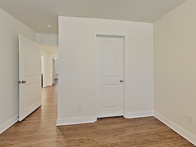 Building Photo - 1300 Ashlyn Court