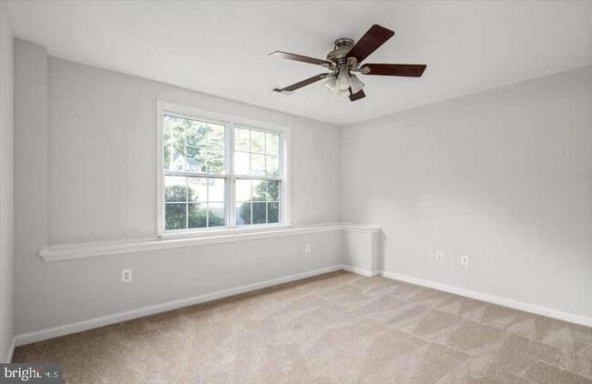 Building Photo - 206 Cedar Ridge Dr