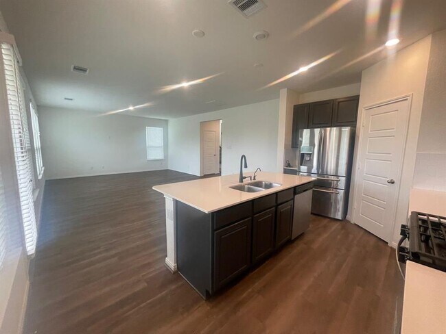 Building Photo - 4931 Gazelle Leap Ln