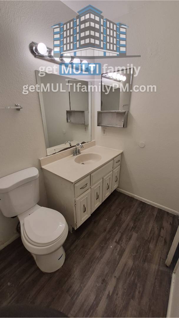 Building Photo - 334 N McQueen Rd