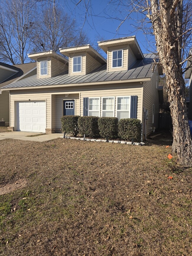 Building Photo - 108 Hidden Sunset Dr