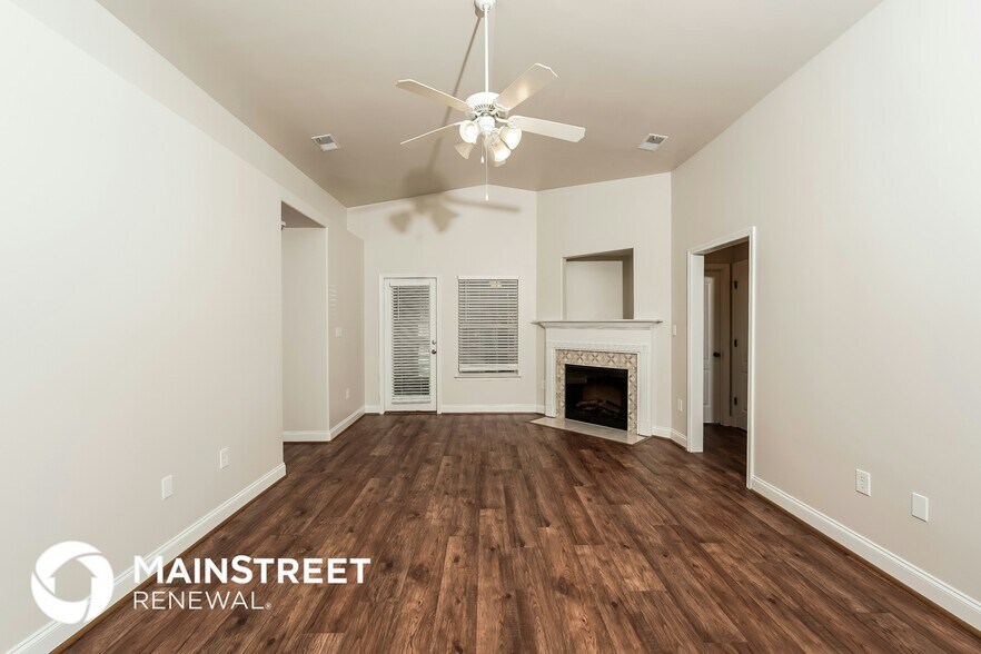 Building Photo - 6916 Meadow Ridge Dr