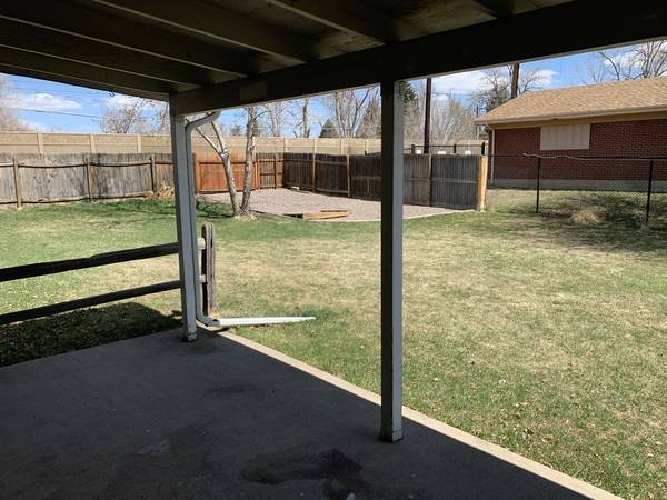 Building Photo - 1292 Moore St