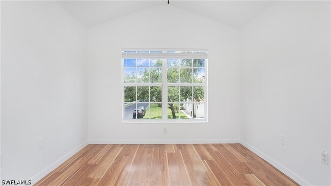Building Photo - 880 Hampton Cir