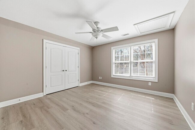 Building Photo - 1071 Carnoustie Dr