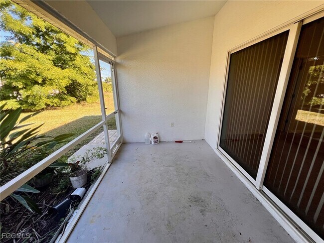 Building Photo - 1429 SW 29th St