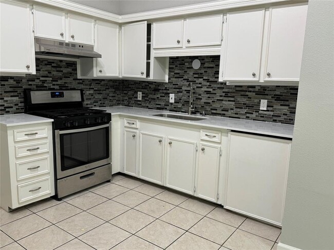 Building Photo - 4906 Caranchua Reef Dr