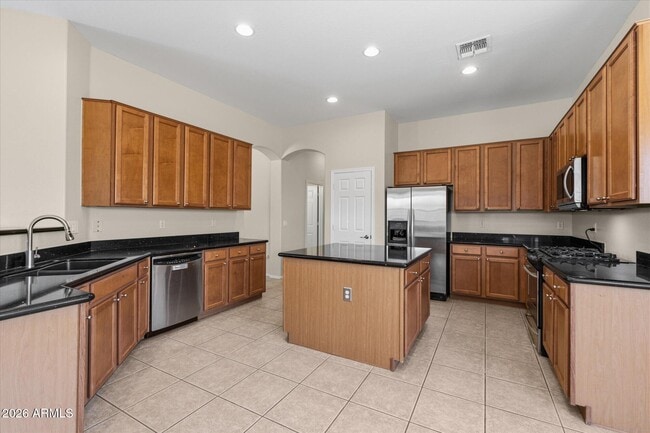 Building Photo - 2619 E Hazeltine Way