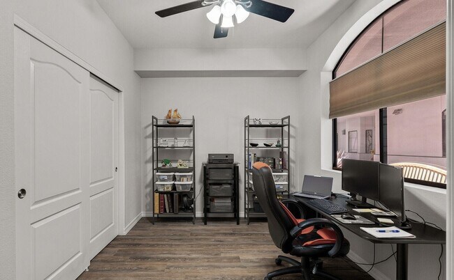 Building Photo - 4525 N 22nd St