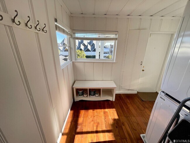 Building Photo - 231 San Jose Avenue